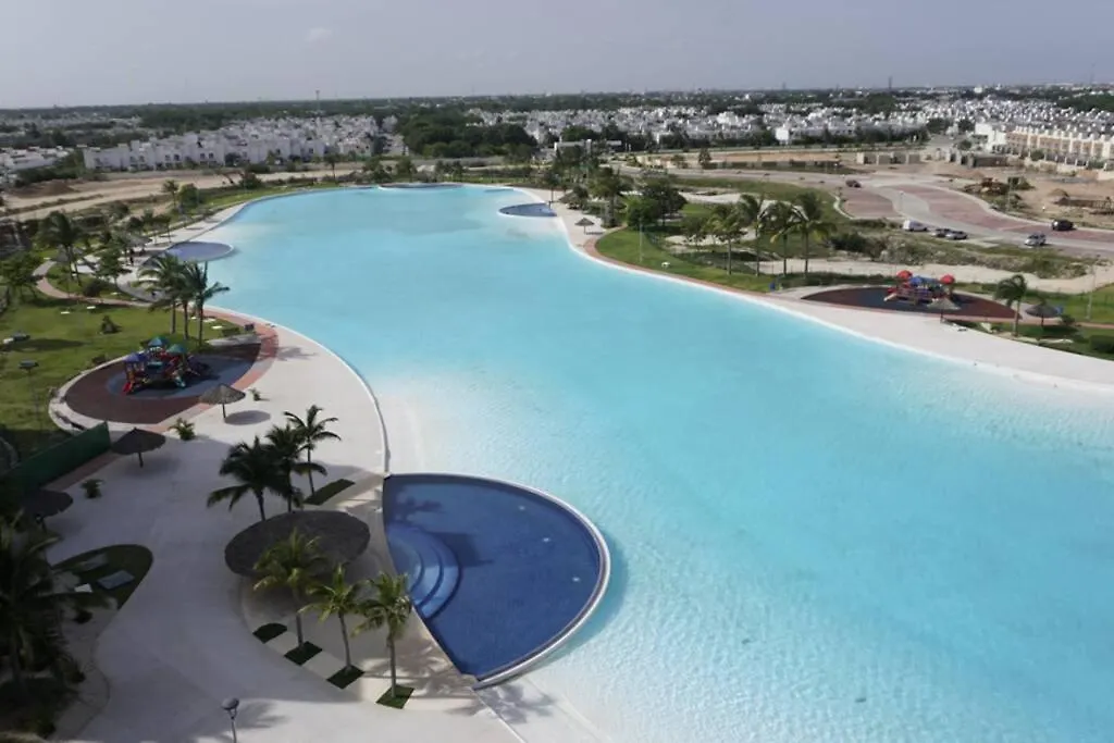 Blue Lagoon Cancun Apartment